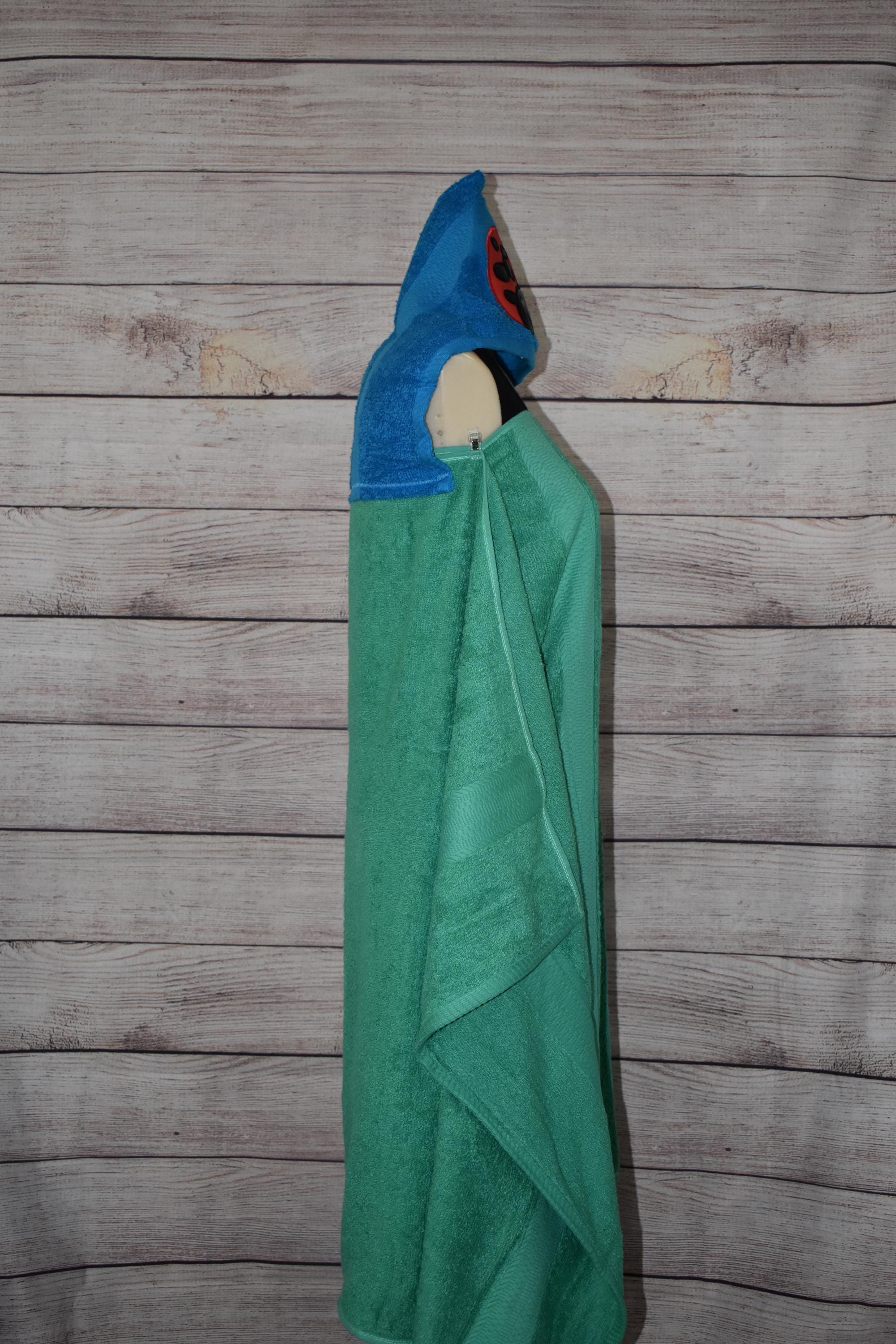 Ladybug Hooded Towel, Personalized Free, Unique Gift, Bath Towel, Pool Towel, Beach Towel, Child Towel - Thumbnail 3