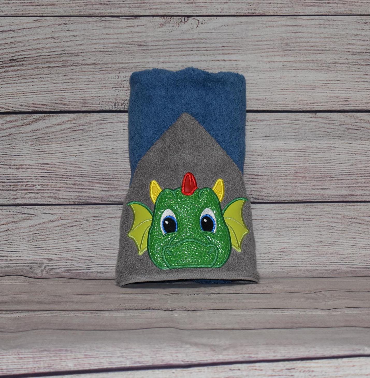 Personalized Dragon Hooded Towel for kids, gifts for kids, hooded bath towel for toddlers, baby shower gift, pool towels - Thumbnail 2