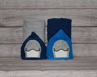 Dolphin Hooded Towel, Personalized Free, Bath Towel, Pool Towel, Beach Towel, Child Towel, Unique Gift