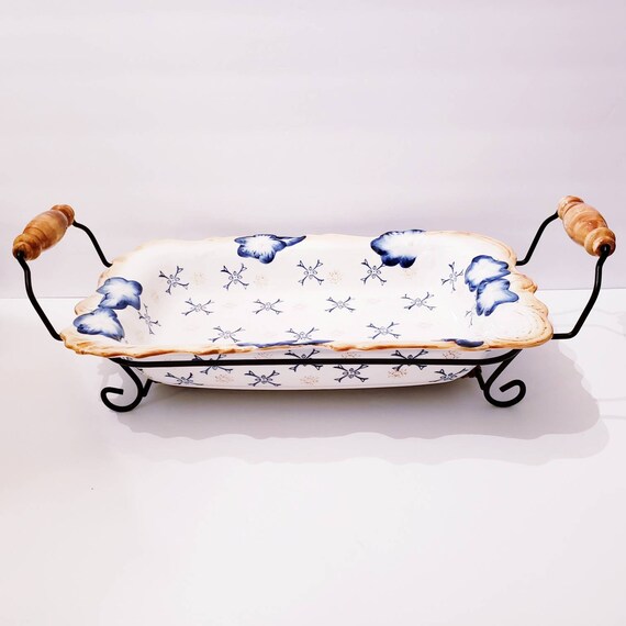 temptations casserole dish with carrier