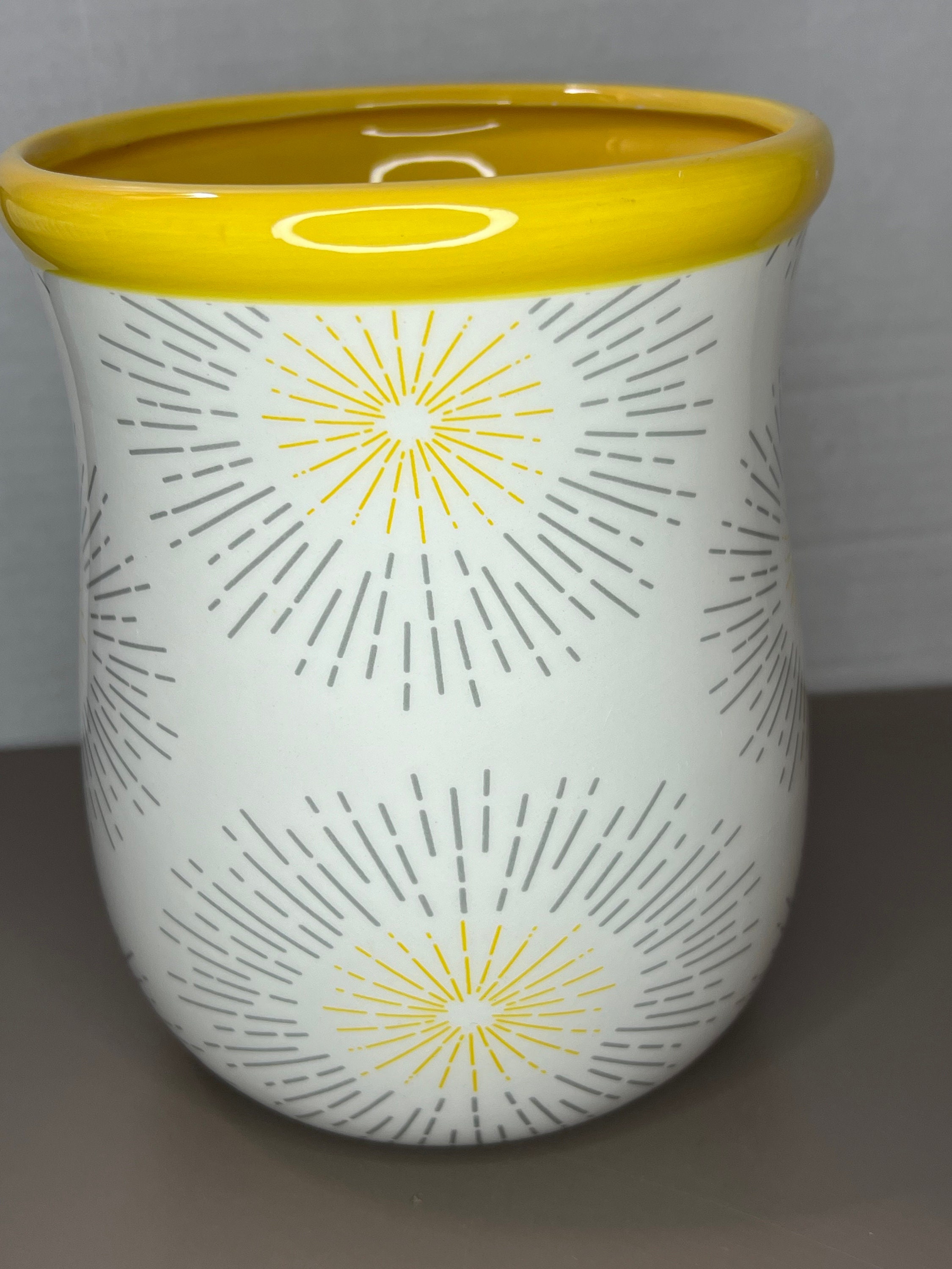 【CFCL】POTTERY TOP4 yellow Four JB Cole Pottery Yellow Uranium Glazed Vases (Lot 1040