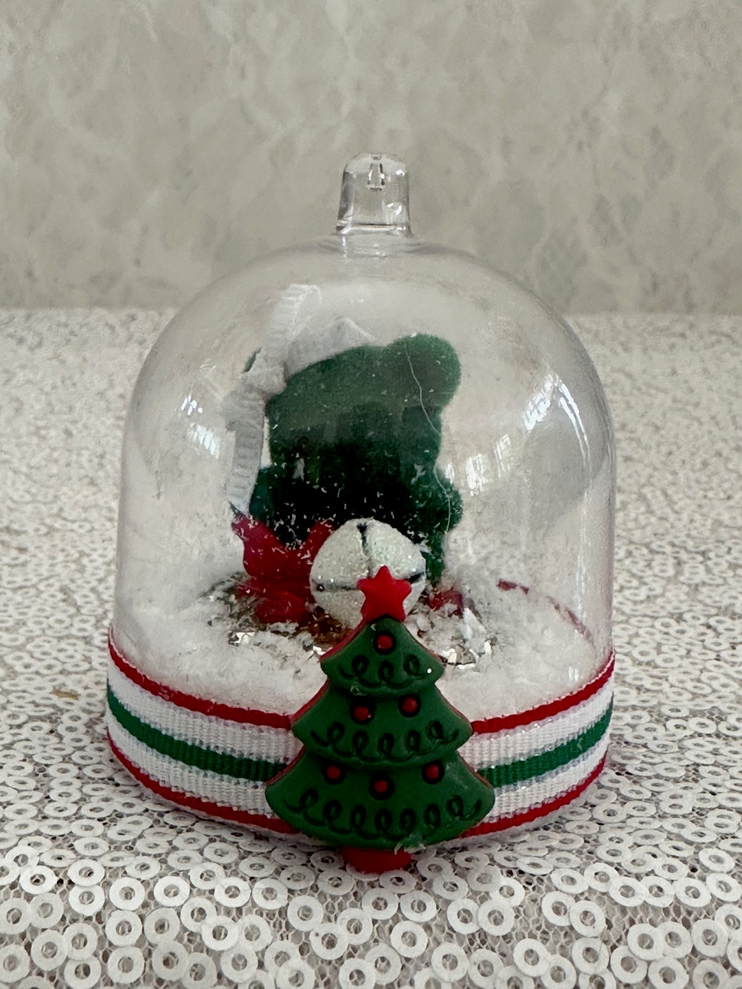 Mini Christmas Snow Globes, Snow Globes, Miniature Gifts, Holiday Gifts