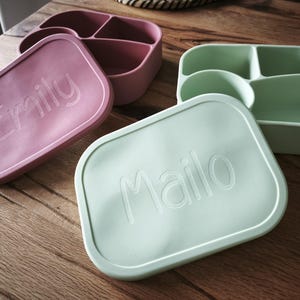 Personalisierte EliNik-Brotdose – Lunchbox mit Namen, Kindergarten Geschenk, auslaufsicher, mit 4Trennstegen, nachhaltig, Silikon, BPA Frei