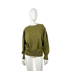 Vintage jumper in fine knit khaki wool blend with embroidery detail size S/M