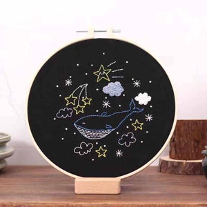 Estrellas Ballenas Kit de Bordado,Estrellas Campanas Bordado,Estrellas Luna Kit de Bordado,Moderno Crewel Kit de Bordado,Kit de Bordado para Principiantes