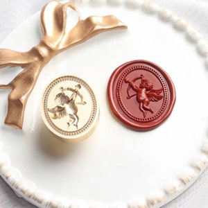 Timbro sigillo in ceralacca 3D con freccia di Cupido / Kit sigillo in ceralacca con forma irregolare di Cupido / timbro sigillo in ceralacca per inviti di compleanno / kit sigillo in ceralacca personalizzato