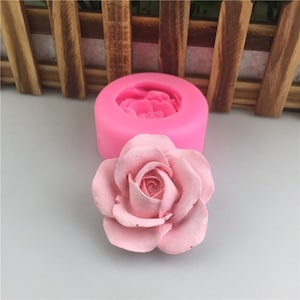 3D Rose Silicone Mold: Flower Fondant, Soap, Baking Tool
