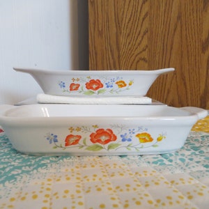 Set of 2 OvenProof Japan small casserole ramekin dishes, floral design