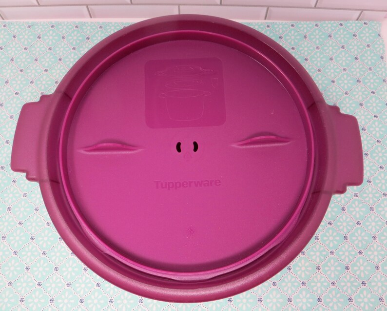 Tupperware Rīve Tupperware Microwave Rice Cooker, Includes One 2.3-qt./2.2l Base, Outer ...