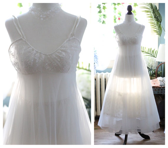1950s white empire waist sweeping nightgown / regency… - Gem
