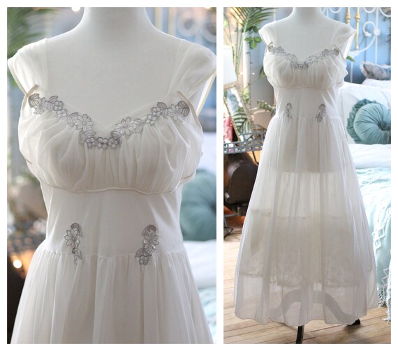 1950s white & silver princess peignoir set / empi… - image 7