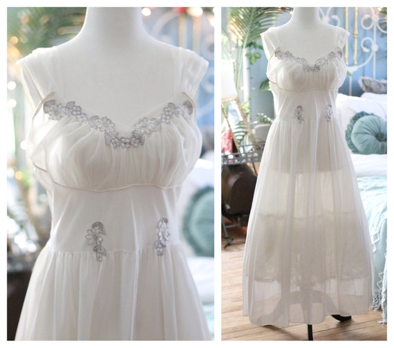 1950s white & silver princess peignoir set / empi… - image 3