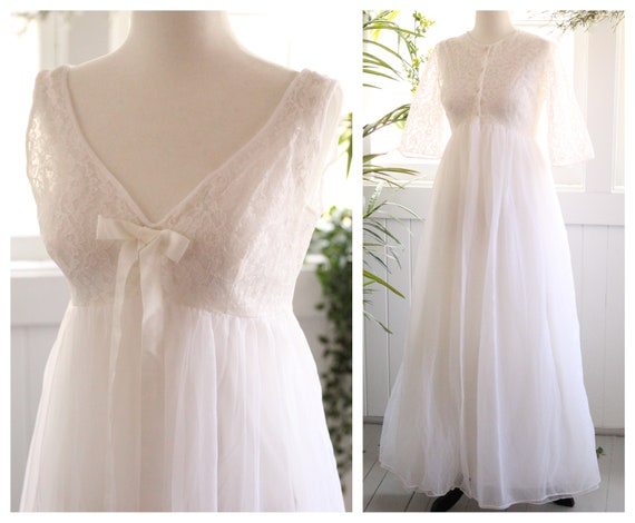 1960s Vanity Fair Long Pure White Lace Chiffon Peignoir Set Nightgown Robe Lingerie 2 Piece Full Maxi Empire Waist Princess Bow Bridal XS Etsy UK