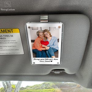 Regalo para mamá: clip de visera de coche personalizado, recuerdo fotográfico personalizado, regalo sentimental para el Día de la Madre de hija e hijo, accesorio único para coche.