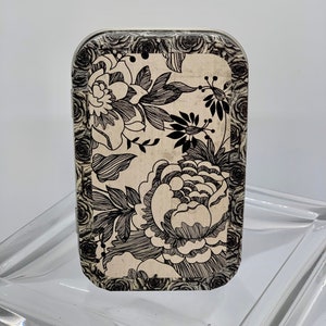 Caja de afirmación con 21 cartas de afirmación, rosas - negro sobre beige