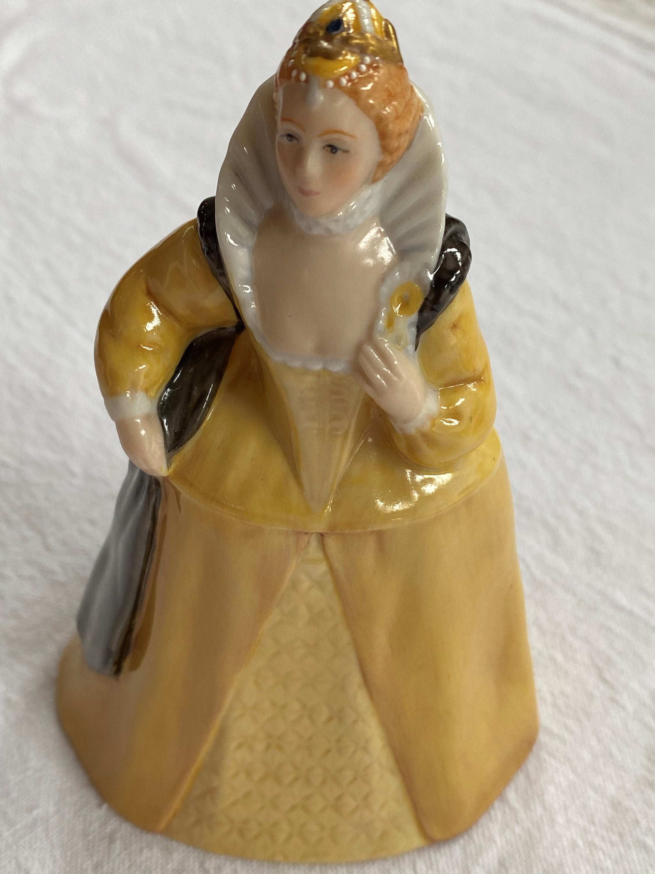 Vintage Porcelain Figurine Colonial Belles Franklin Mint belles of the