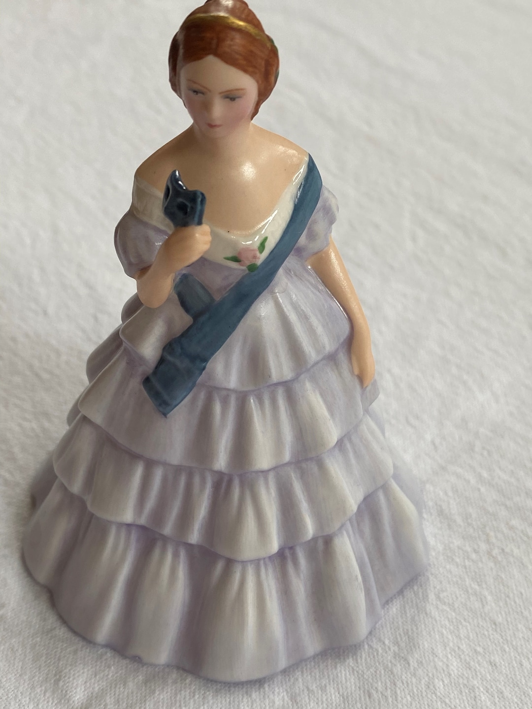 Vintage Porcelain Figurine Colonial Belles Franklin Mint belles of the