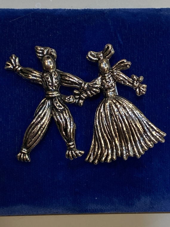 Silver Dancing Scarecrow Straw Figure Brooch Pin, 