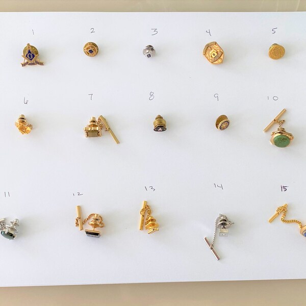 how to wear a vintage tie pin