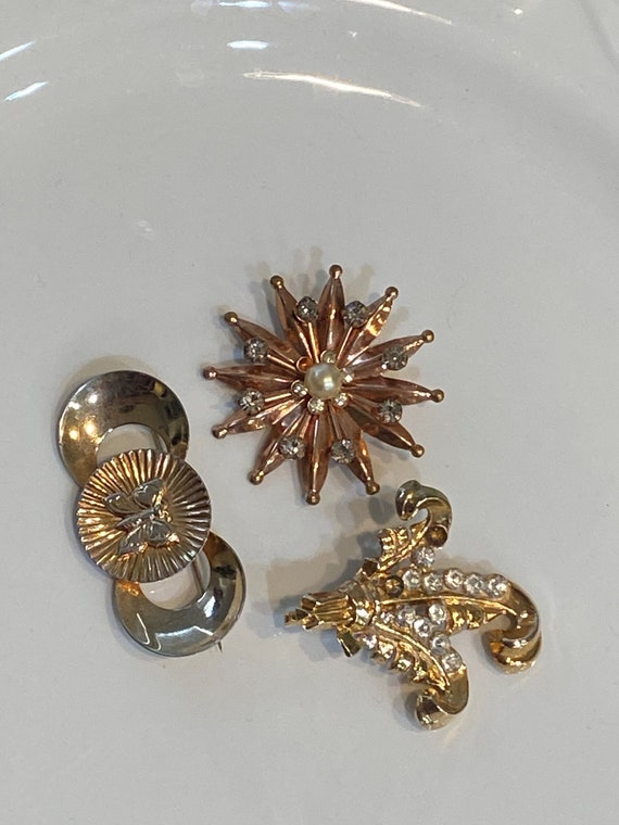 Vintage Brooch Pin, Lot of 3 Brooches, Costume Je… - image 6