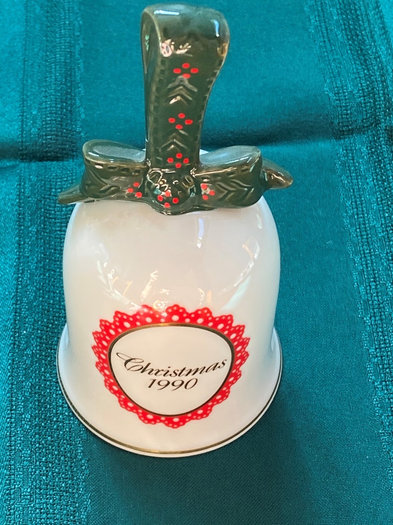 Avon Christmas Bells 