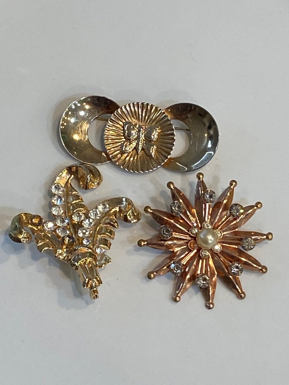 Vintage Brooch Pin, Lot of 3 Brooches, Costume Je… - image 1