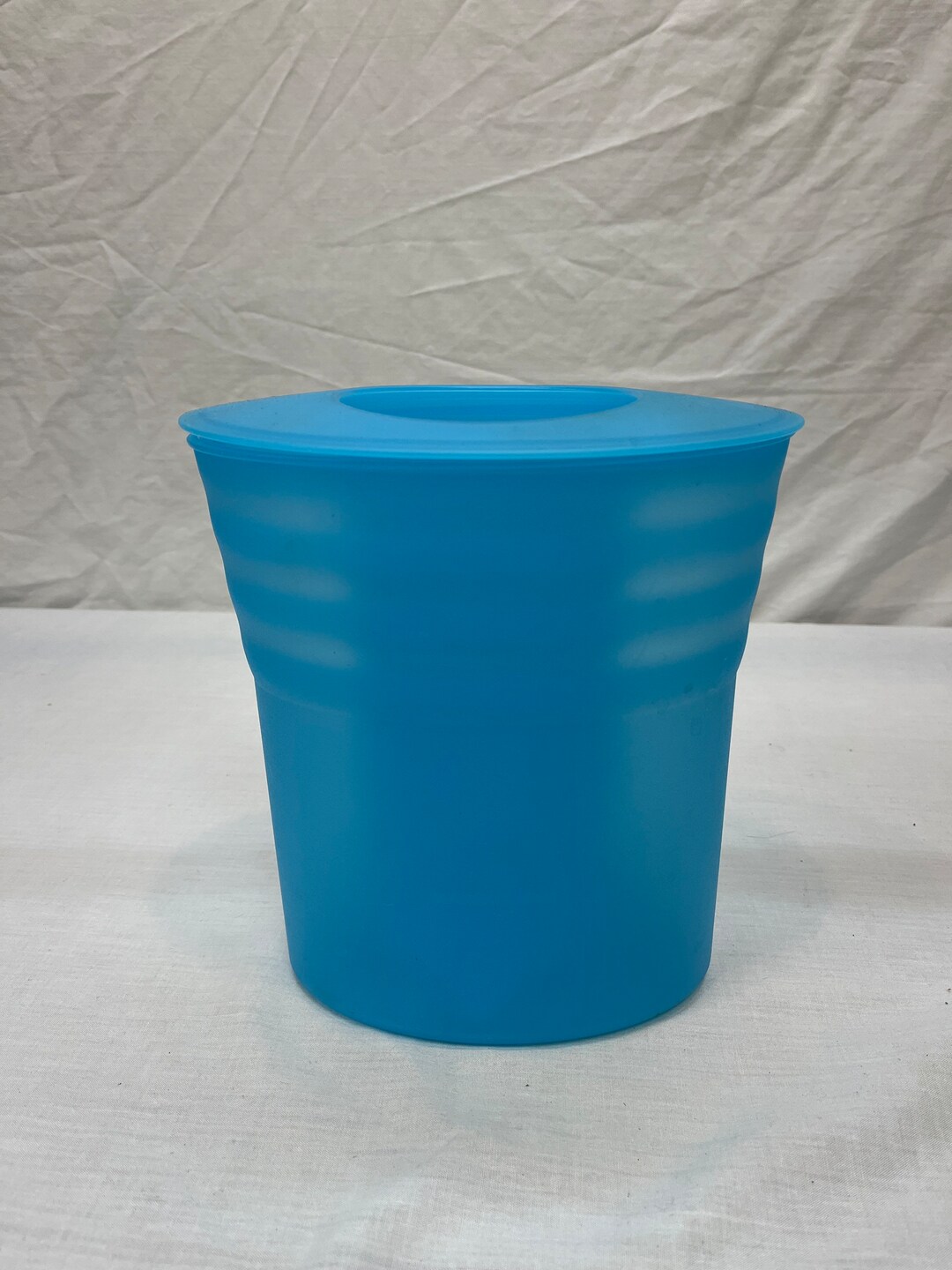 Tupperware Wine Chiller, Blue Wine Chiller, Summer Fun, Dinner Parties