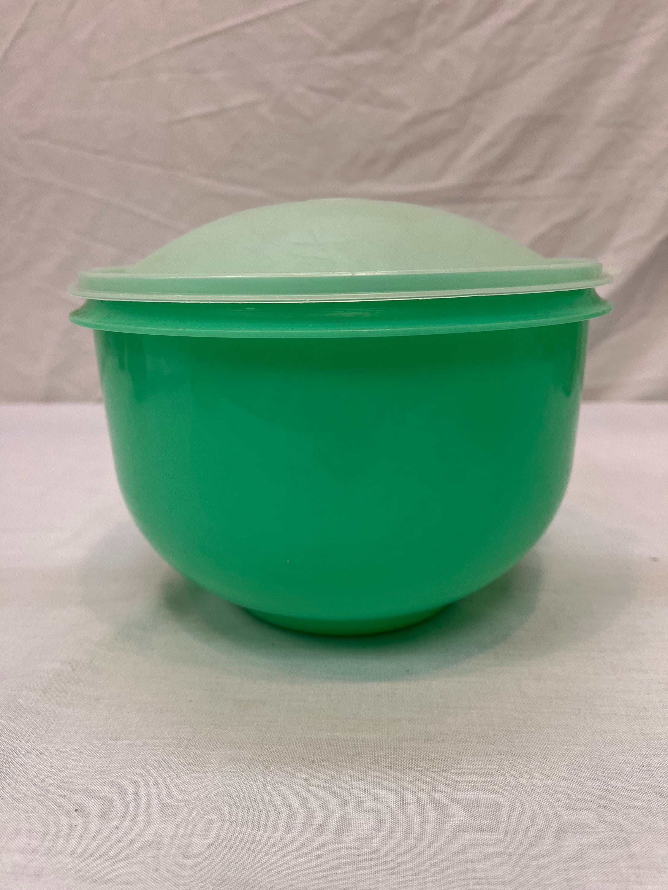 Tupperware, Kitchen, Vintage Tupperware Fix N Mix Extra Large Green Bowl  With Sheer Lid