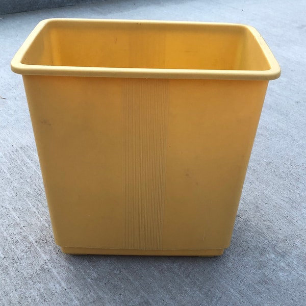 Max Klein plastic waste basket,  mustard yellow trash can, trash bin, plastic MCM waste basket, trash basket