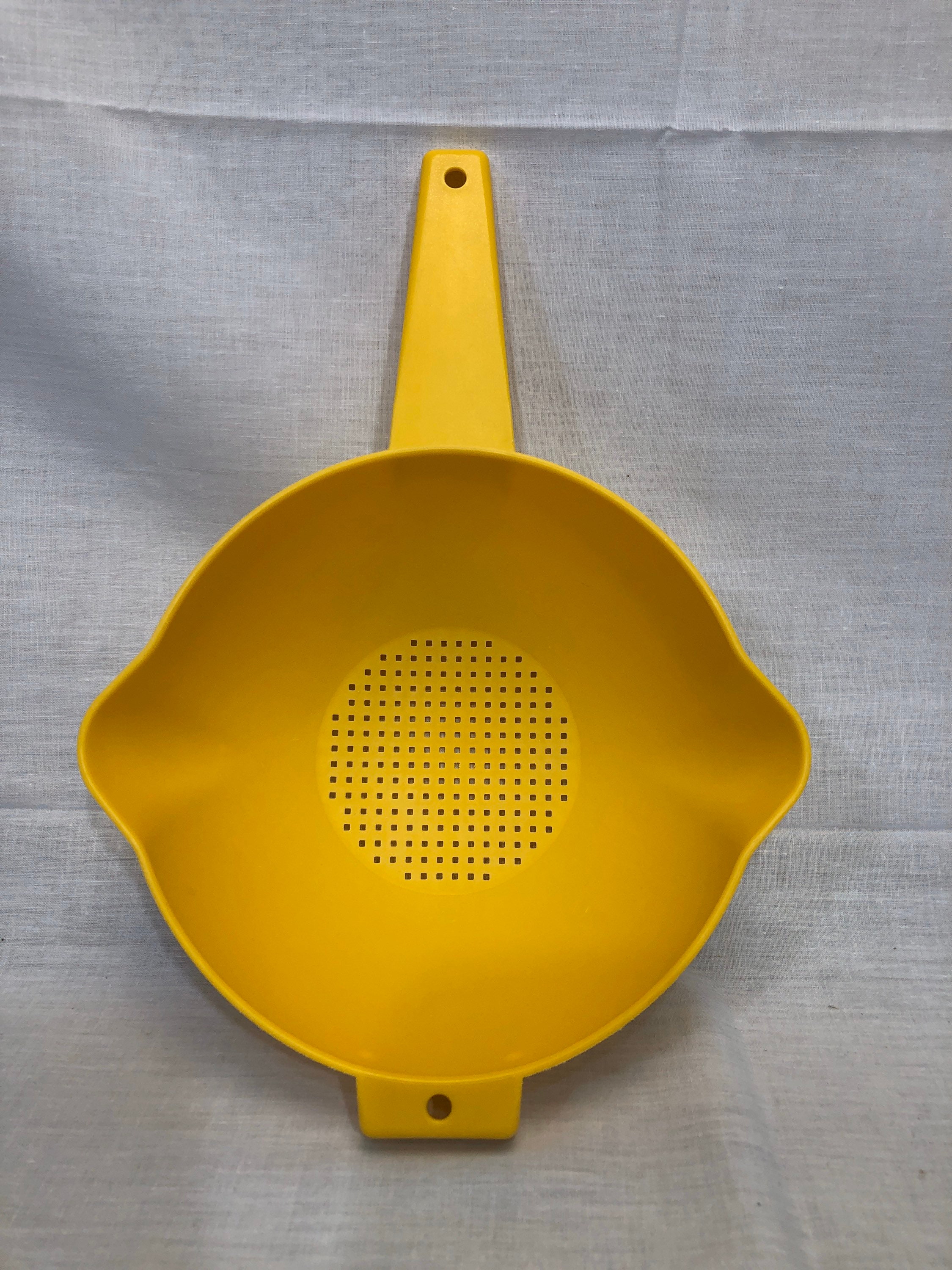 Vintage Tupperware large Strainer colander 2 quart Etsy