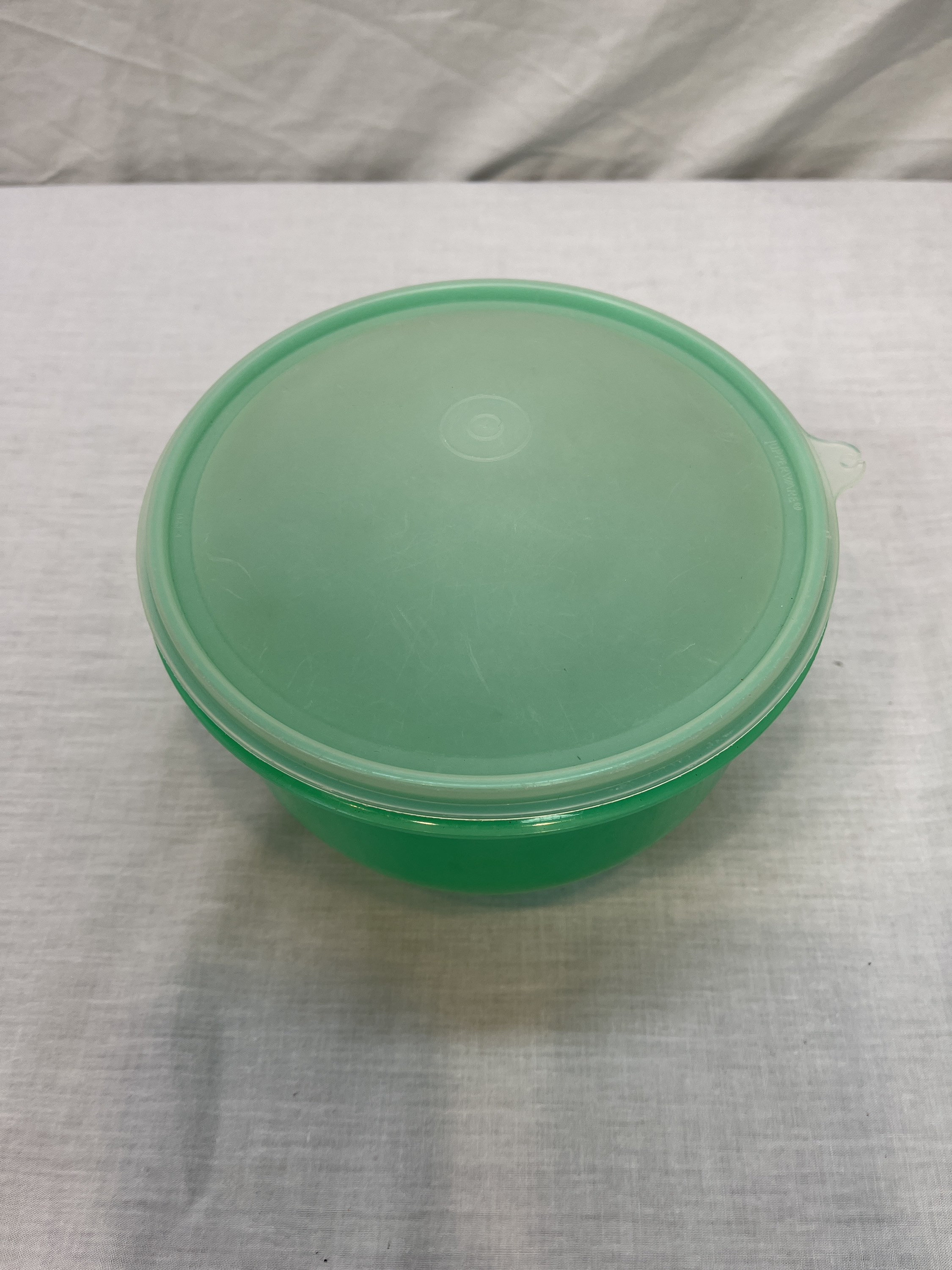 Vintage Tupperware Crisper Container Large Lettuce Keeper Etsy