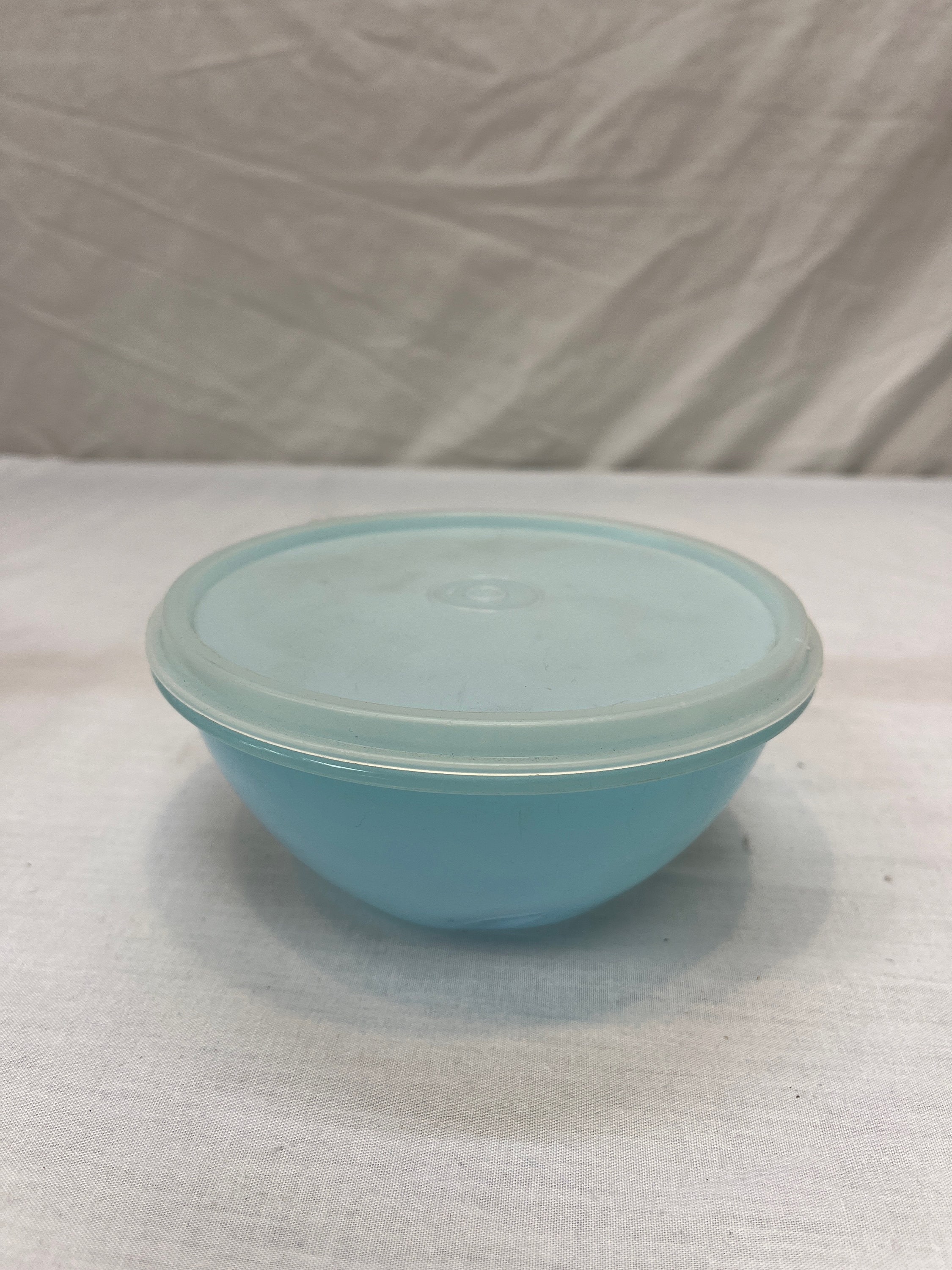 Vintage Tupperware blue bowl with lid, number 234-10 with lid, retro Tupperware, clear bowl,