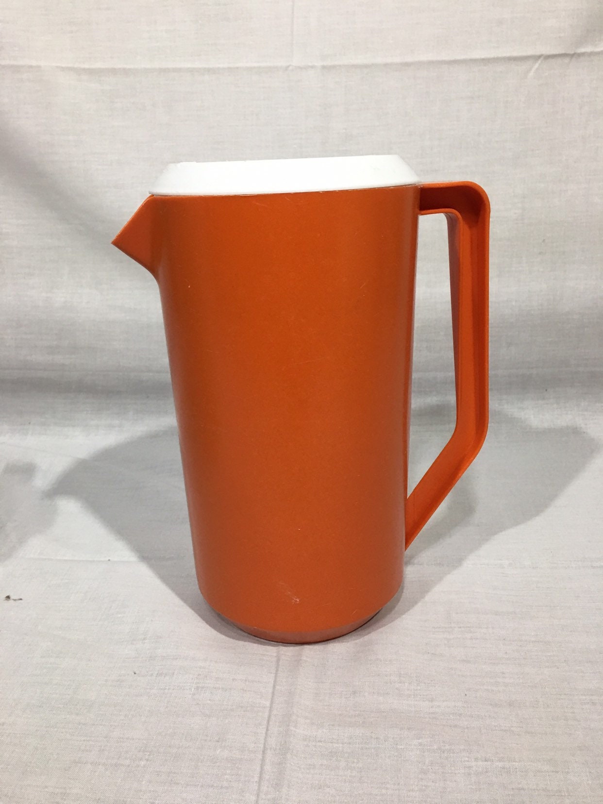 Rubbermaid 2 Quart Pitcher 1/2 Gallon Two Quart Rubbermaid Etsy
