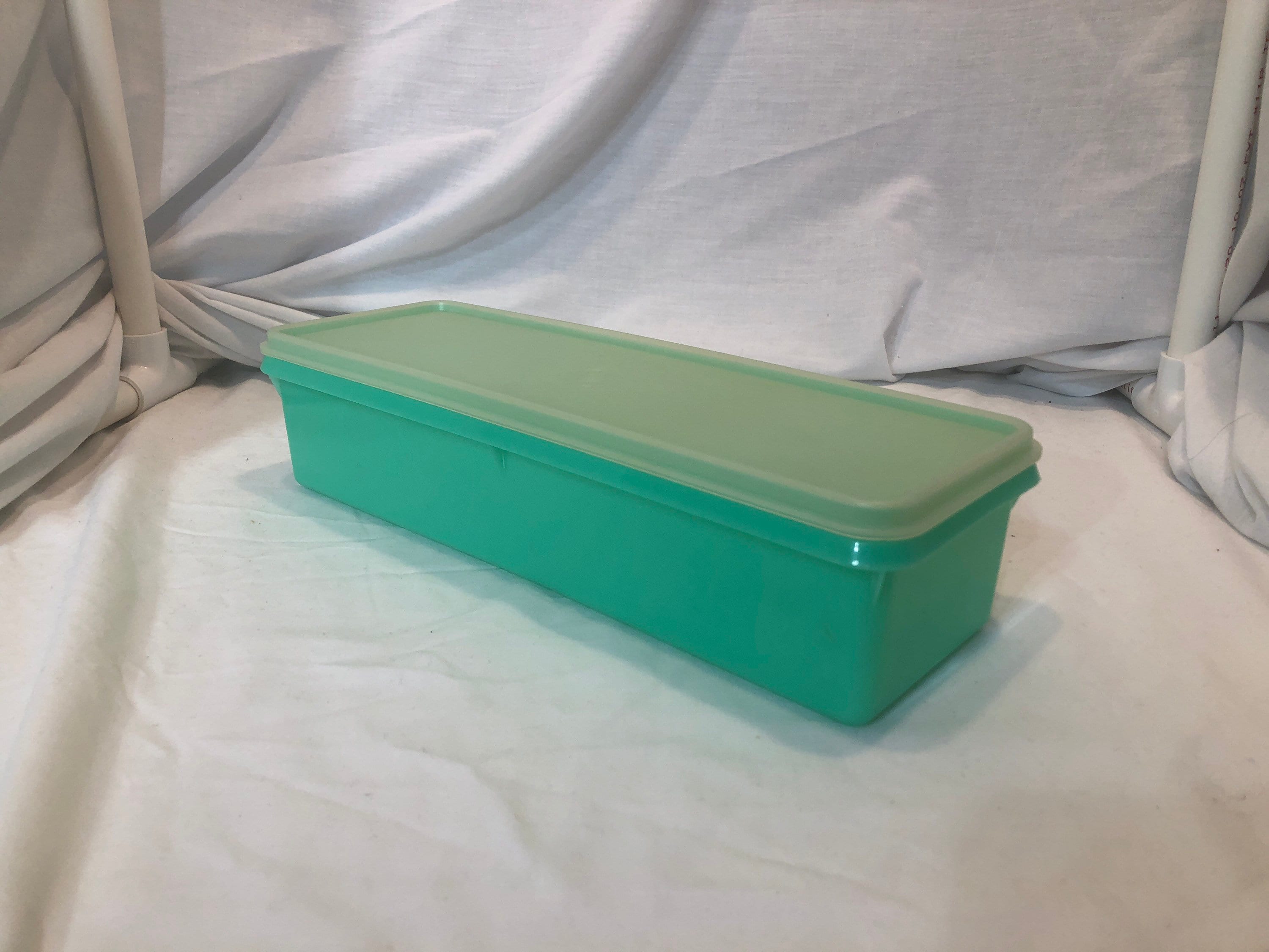 Vintage Tupperware Celery Keeper, Jade Green Tupperware Celery Keeper