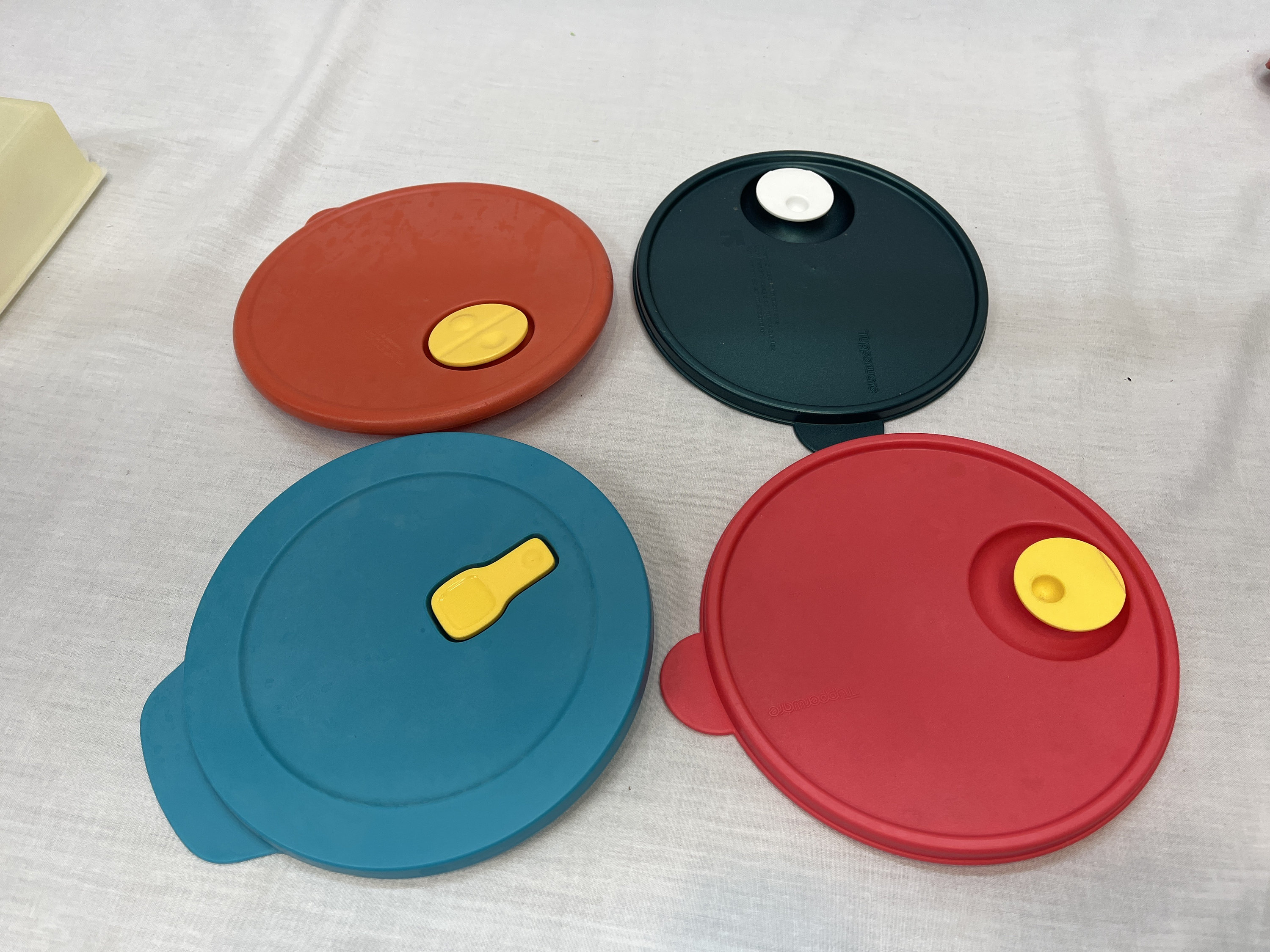 All Engines Go Talking Kanatupperware Lid Replacement