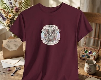 Cottagecore Wildflower Mom T-Shirt | Modern Line Art Motherhood | Mother's Day Gift