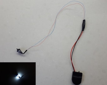 Miniature Lamppost, Cold white LED lamp, LED light pole, Small battery house CR2032, Lighting for building miniature projects,Street light