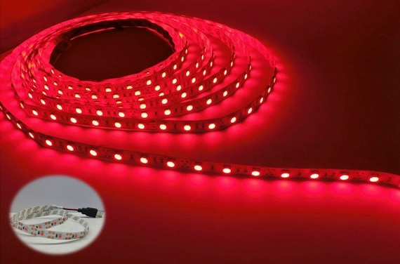 Striscia LED Auto Interni Metri 5V Luce Rossa Connessione USB Lunghezza 3  Metri
