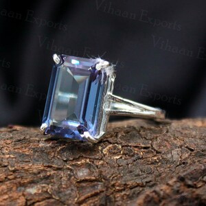 alexandrite ring , 925 sterling silver 10*14 mm emerald cut lab alexandrite ring color changing alexandrite ring prong set anniversary ring