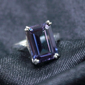 alexandrite ring , 925 sterling silver 10*14 mm emerald cut lab alexandrite ring , color changing alexandrite ring , prong setting ring