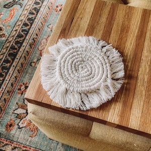 Macrame Mug Rug / Boho Woven Coaster Set / Boho Macrame Table Runner