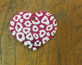 Personalized Leopard Print Purple Heart 5 Line Engraving on Back Aluminum
