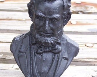 Abraham Lincoln Bust Handcrafted from Coal in Kentucky