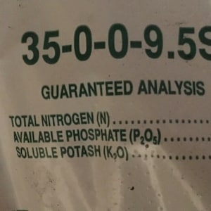 35-0-0 A Nitrogen Fertilizer Fruit Vegetable Lawn Turf (34-0-0 Replacement)