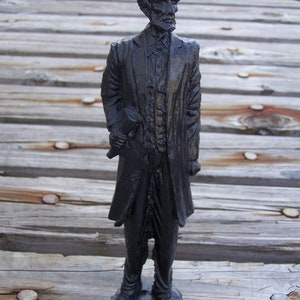 Large Standing Abraham Lincoln Handcrafted from Coal Made in Kentucky