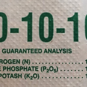 10-10-10 All Purpose Lawn & Garden Pellet Fertilizer