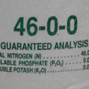 Nitrogen 46 0 0 Urea Pellet Fertilizer great for lawns, gardens, deer food plots