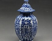 Chinese OLD blue and white porcelain dragon vase W qianlong mark RN