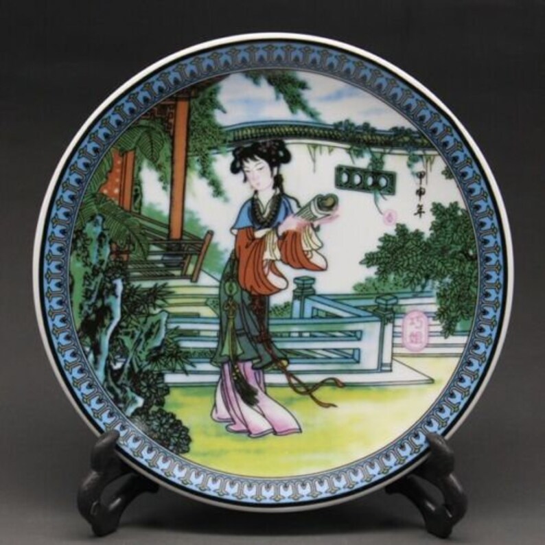 Chinese Blue and white Porcelain painted Classical beauty Plate w Qianlong Mark