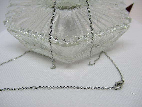 Collier Pendentif Camée En Nacre Perlière Blanche - Argent Plaqué Or